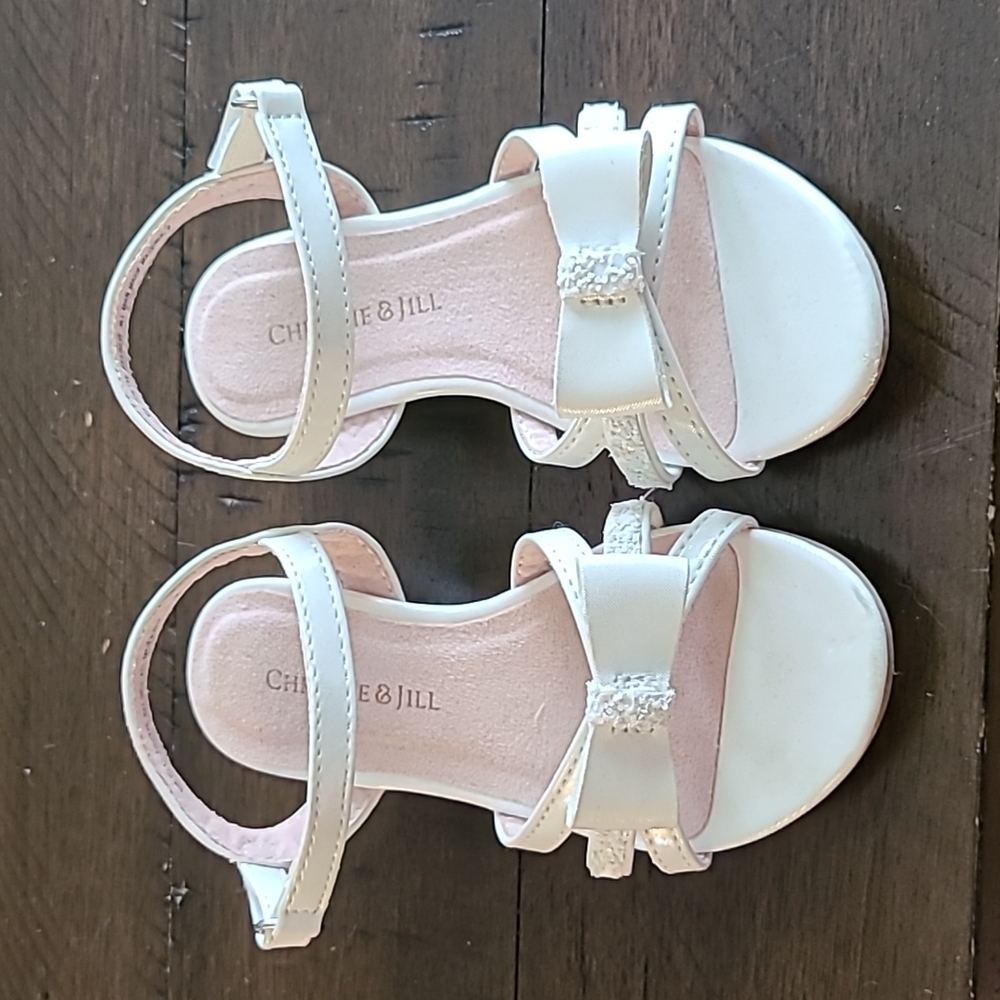 Christie & Jill White Toddler Dress Sandals Size 8